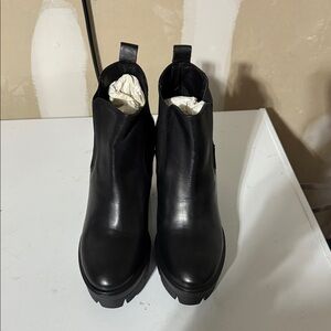 Freda Salvador Black Ankle Booties